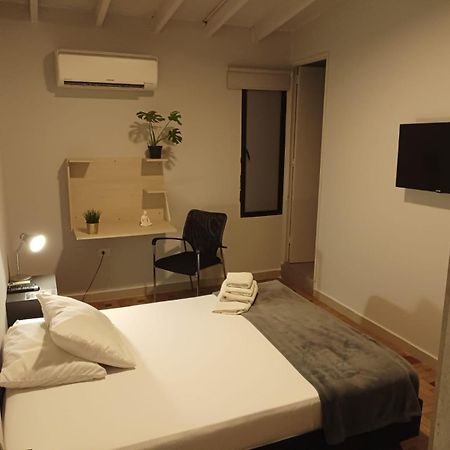 Hotel La Carpita Медельин Экстерьер фото