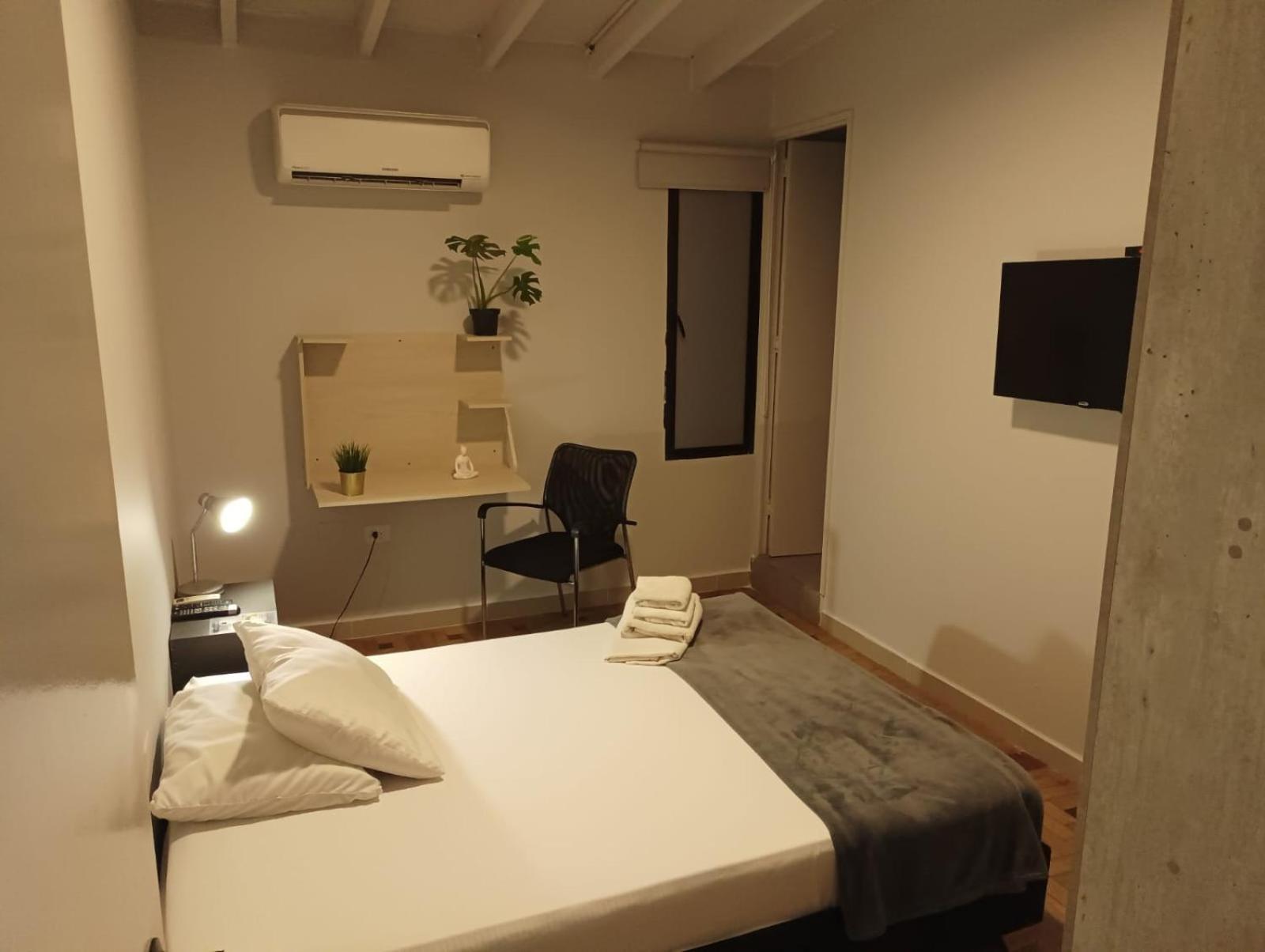 Hotel La Carpita Медельин Экстерьер фото