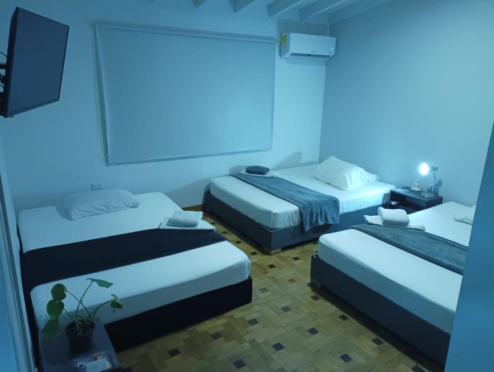 Hotel La Carpita Медельин Экстерьер фото